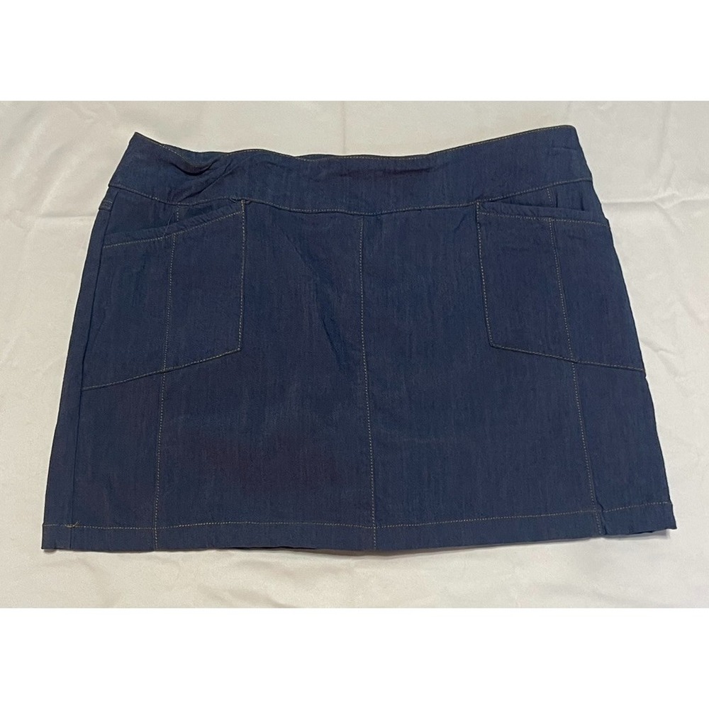ATTYRE NEW YORK WOMENS SKORT DENIM  SIZE‎ 14 WITH POCKETS